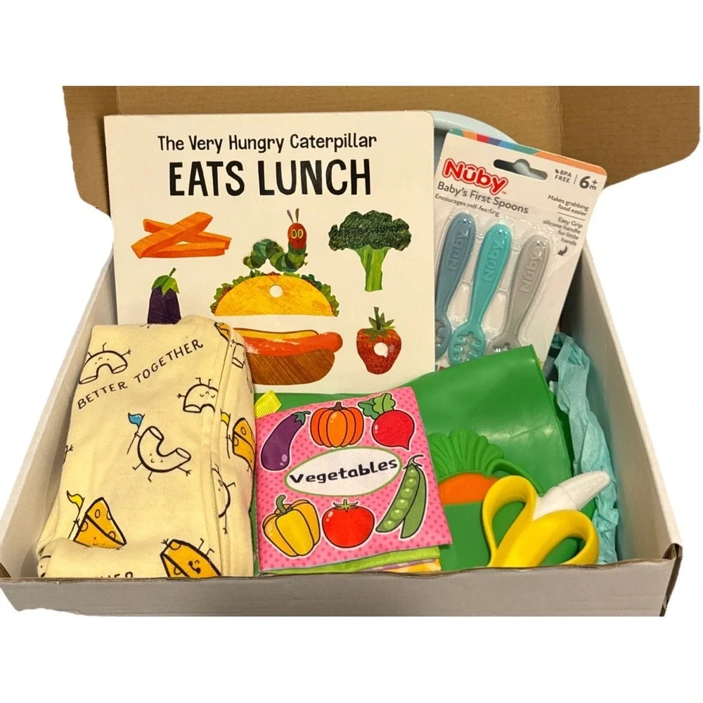 Unisex Eric Carle Baby Shower-Welcome Baby Gift Box, Book, Outfit, Teether & Bib